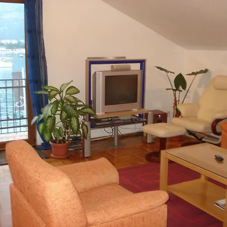Aleksic Old Town Apartment *